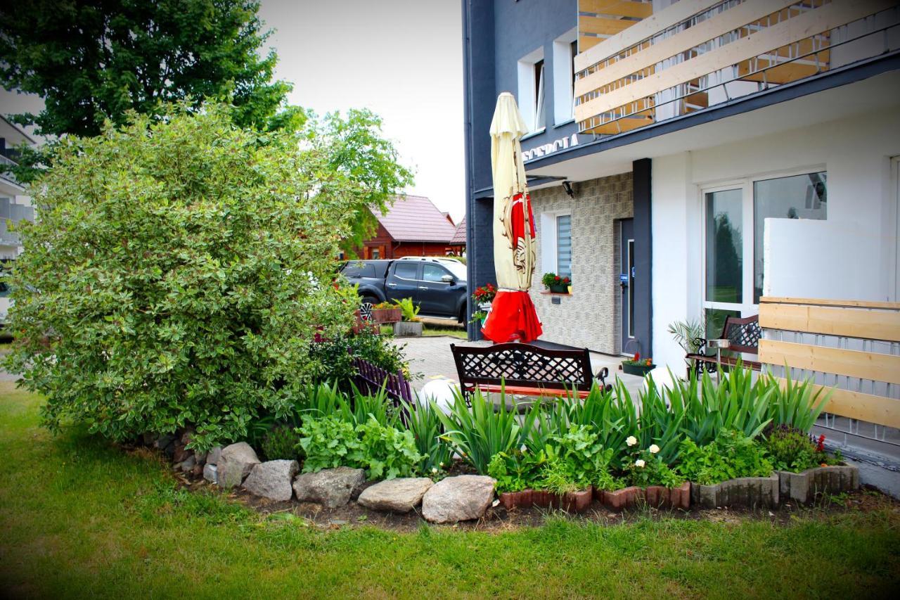 Hotel Owr Piramida 2 Darłówko Exterior foto